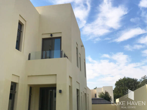 Property for sale in Mira Oasis