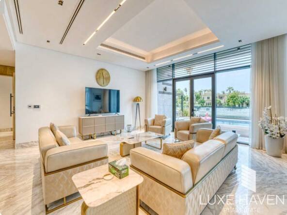 Property for sale in Signature Villas