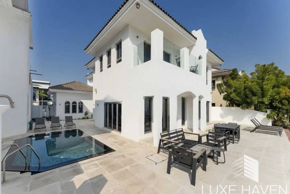 Property for sale in Garden Homes