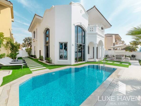 Property for sale in Garden Homes