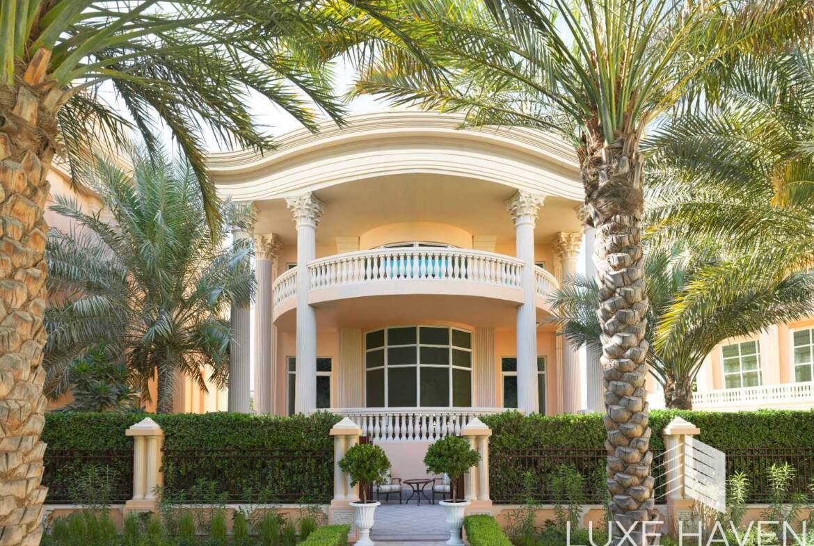 Property for sale in Raffles Residences & Penthouses