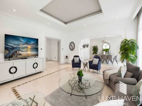 Property for sale in Garden Homes