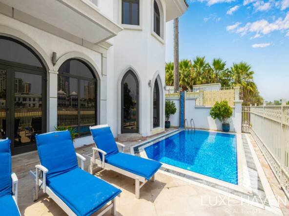 Property for sale in Garden Homes