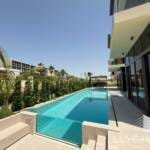 Property for sale in Golf Place