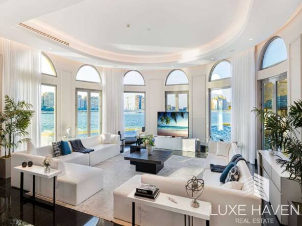 Property for sale in Signature Villas
