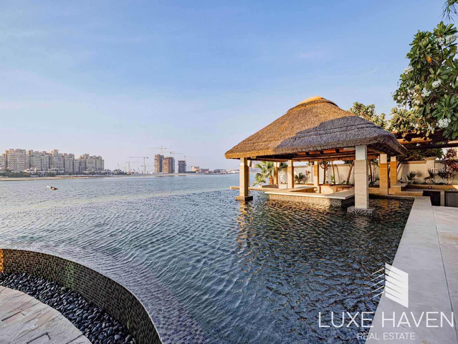 Property for sale in Signature Villas