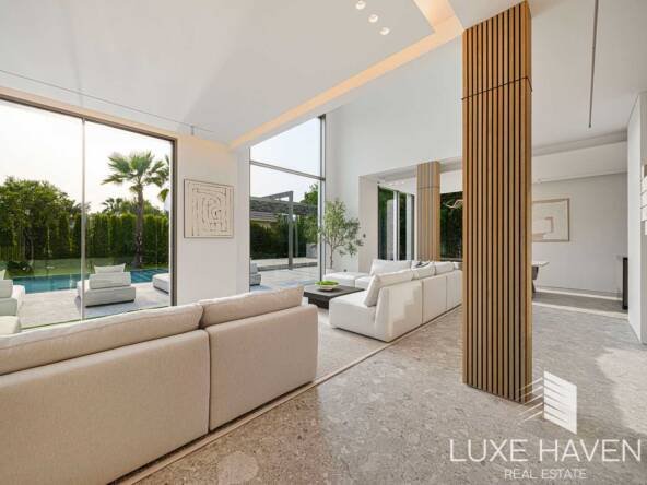 Property for sale in European Clusters