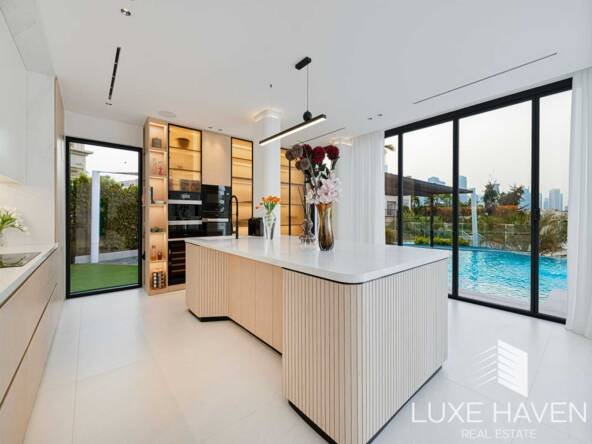 Property for sale in European Clusters