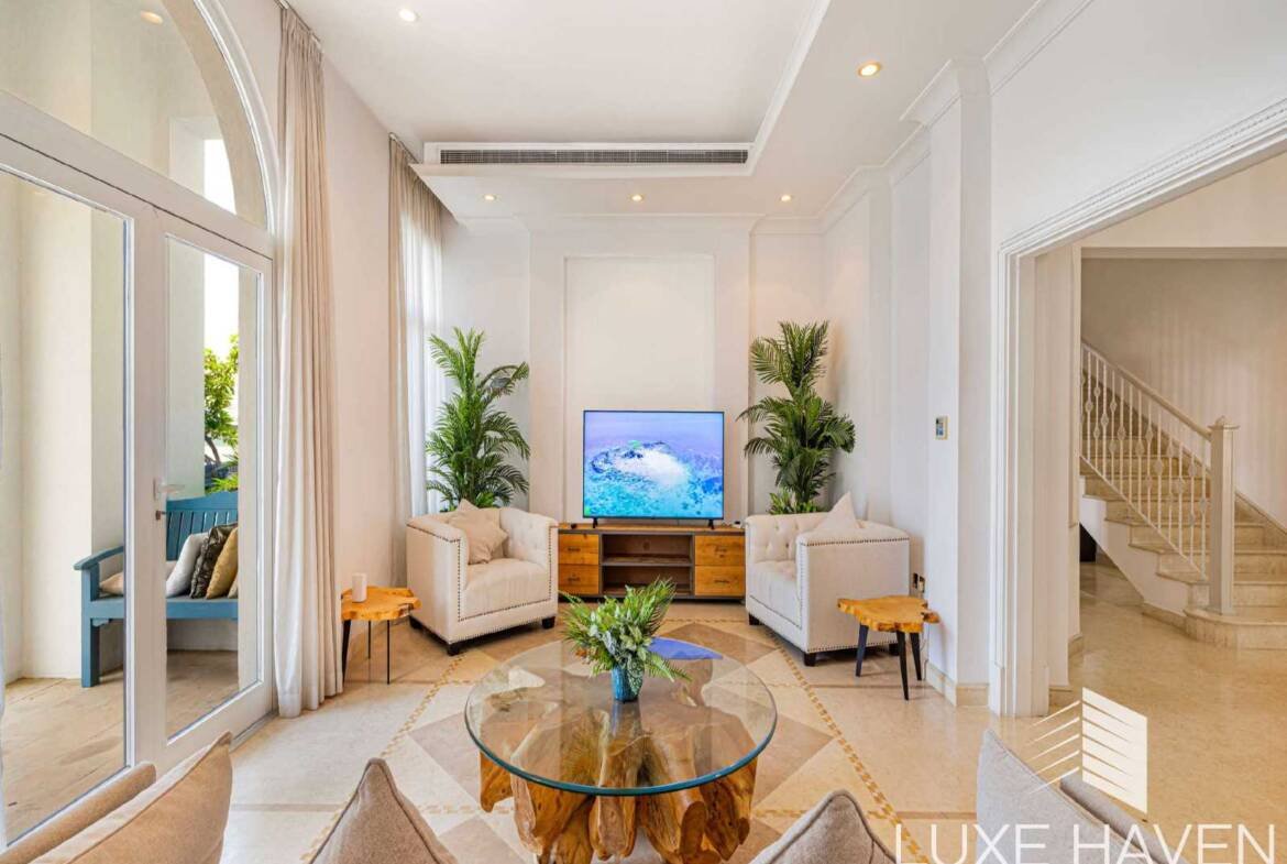 Property for sale in Signature Villas