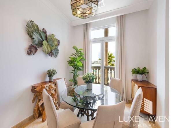 Property for sale in Signature Villas