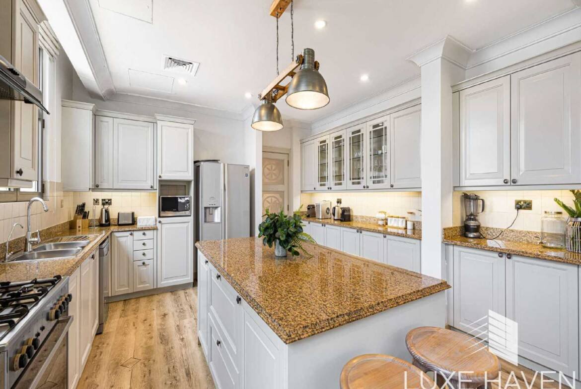 Property for sale in Signature Villas