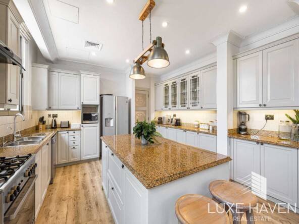 Property for sale in Signature Villas