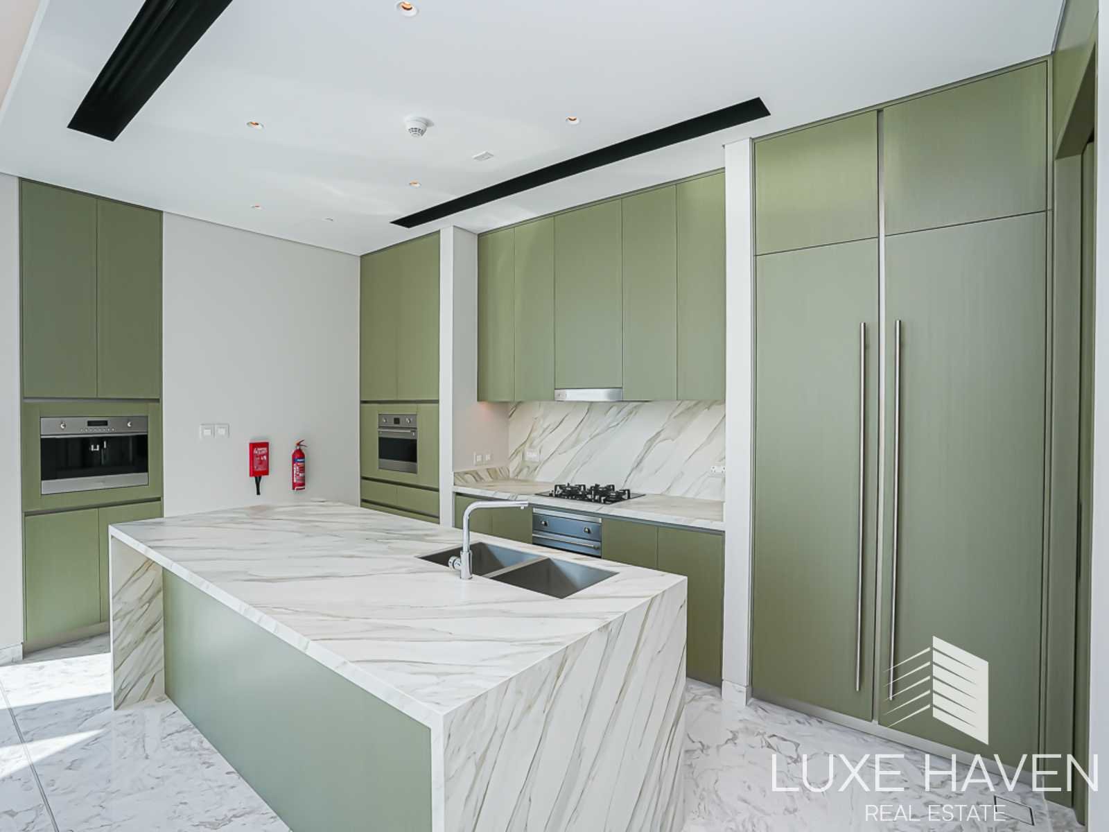 Property for sale in Opera District