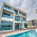 Property for sale in Signature Villas