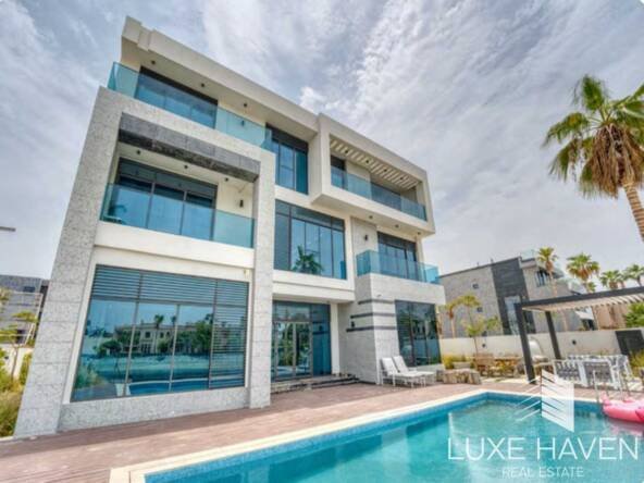 Property for sale in Signature Villas