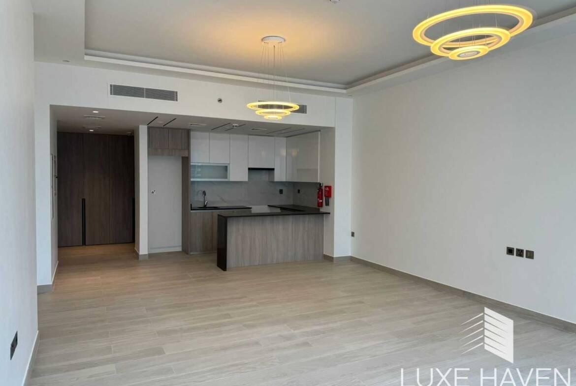 Property for sale in Me Do Re Tower