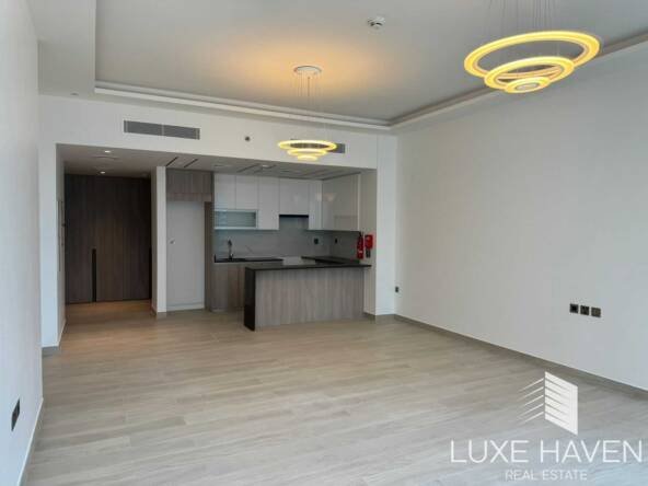 Property for sale in Me Do Re Tower
