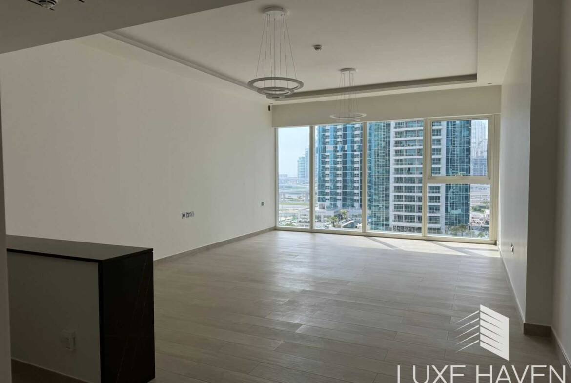Property for sale in Me Do Re Tower