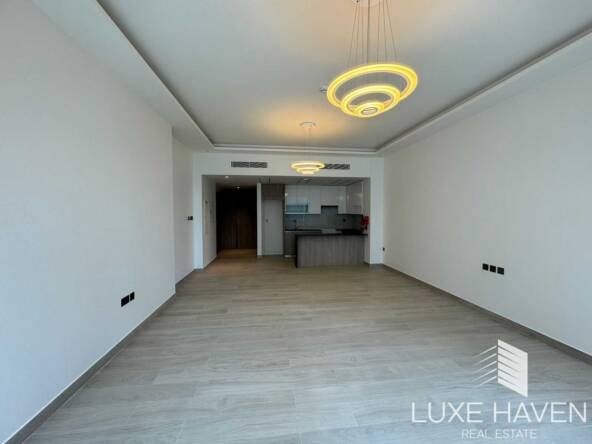 Property for sale in Me Do Re Tower