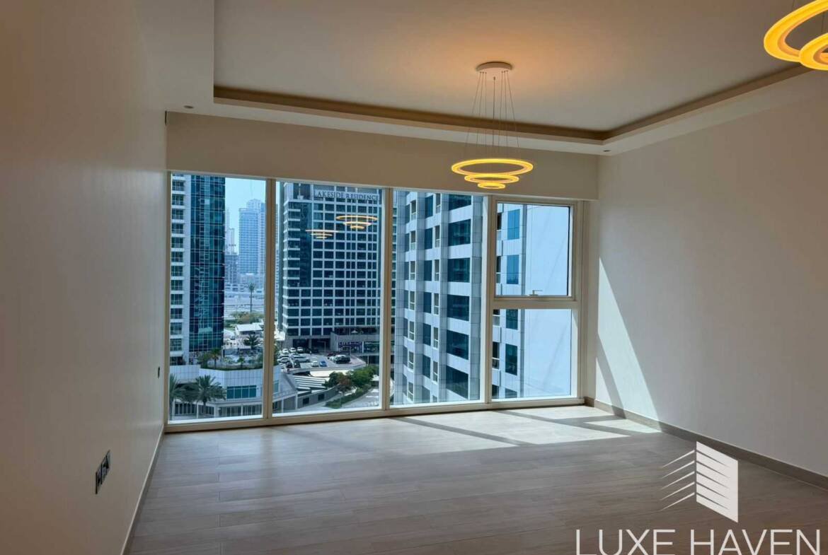 Property for sale in Me Do Re Tower