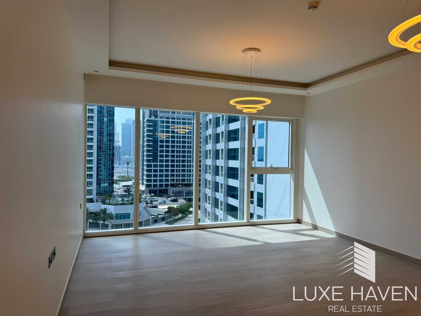 Property for sale in Me Do Re Tower