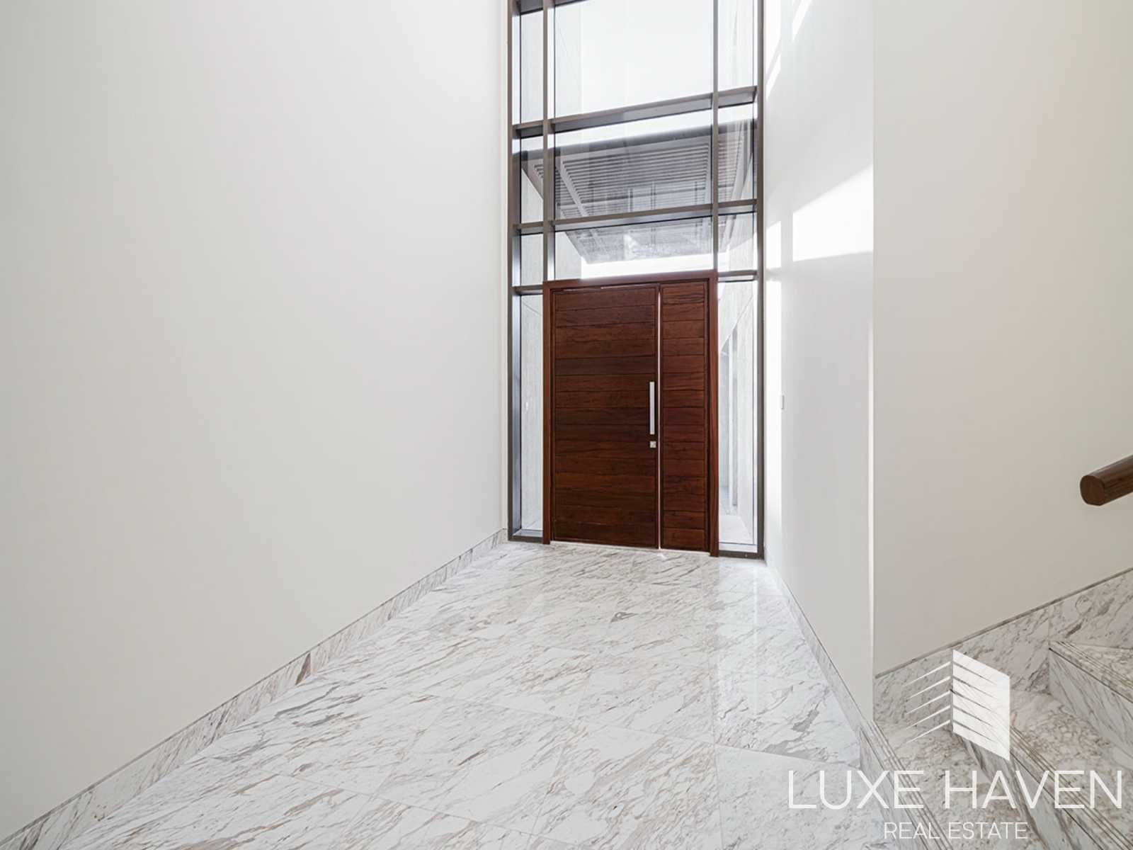 Property for sale in District One