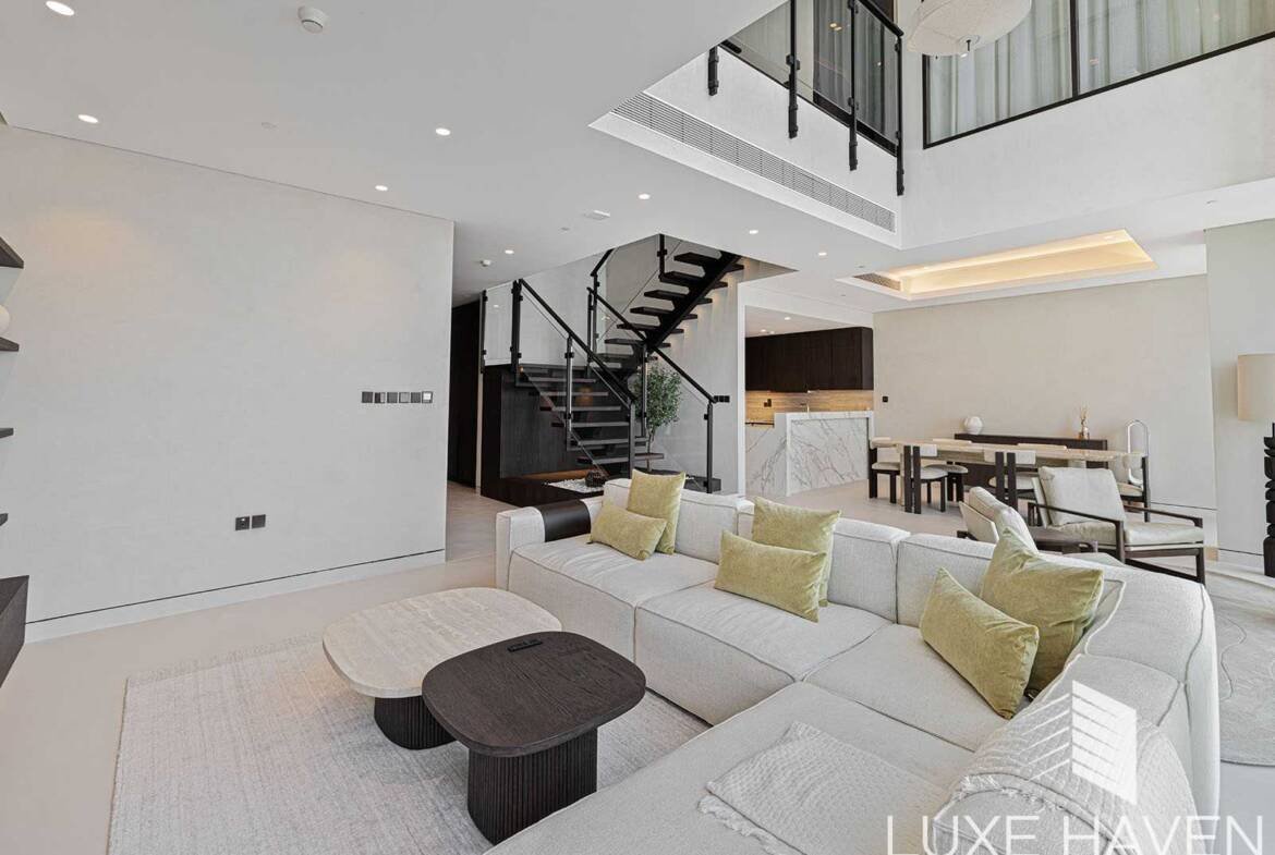 Property for sale in Zabeel 1