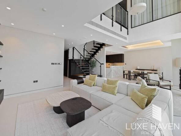 Property for sale in Zabeel 1